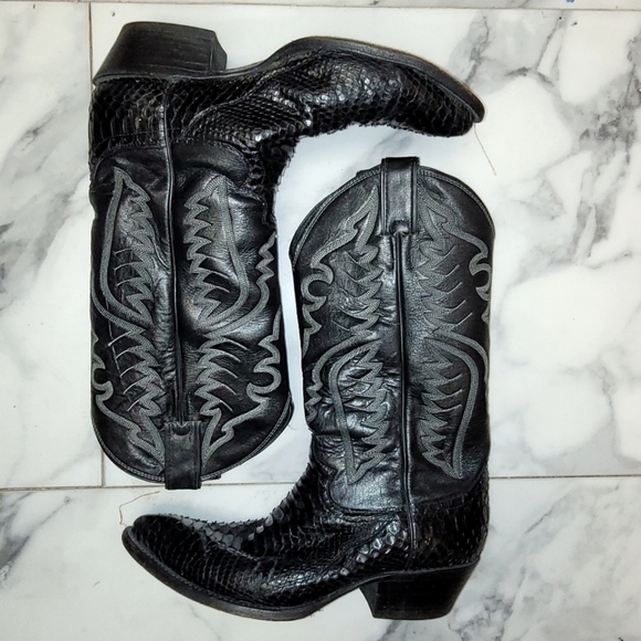 Justin Vintage Black Python Snakeskin Men's Cowboy Boots Handmade Size 8.5 D - Picture 2 of 14